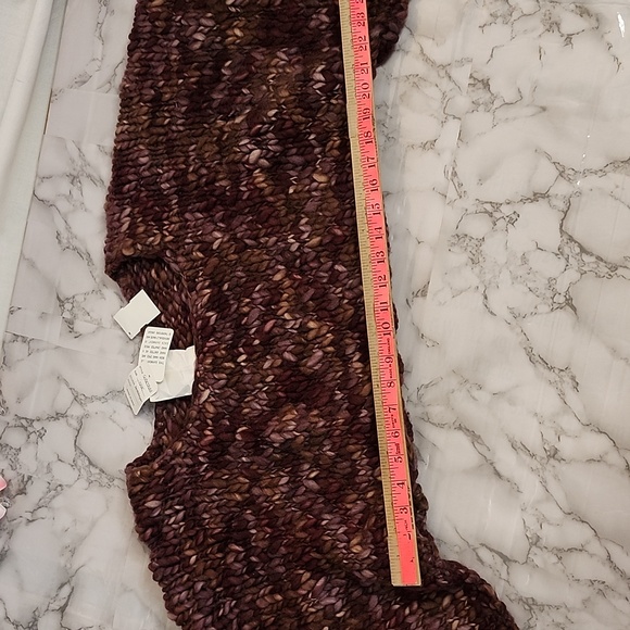 NWT Simply Greta Woven Crop Sweater with large Bell Sleeves - Picture 8 of 16